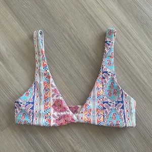 Skatie Sami top size SMALL